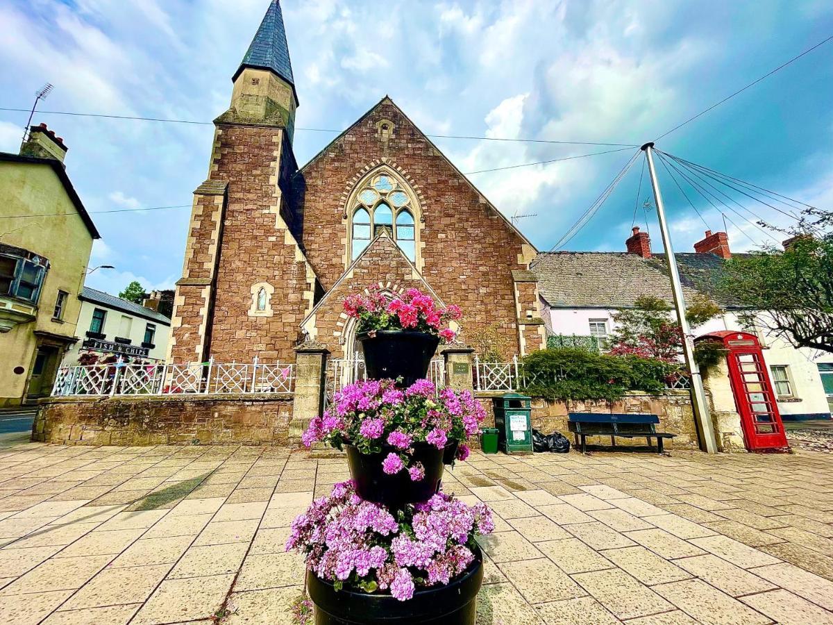 Penderi House Usk With Cymru Holidays エクステリア 写真