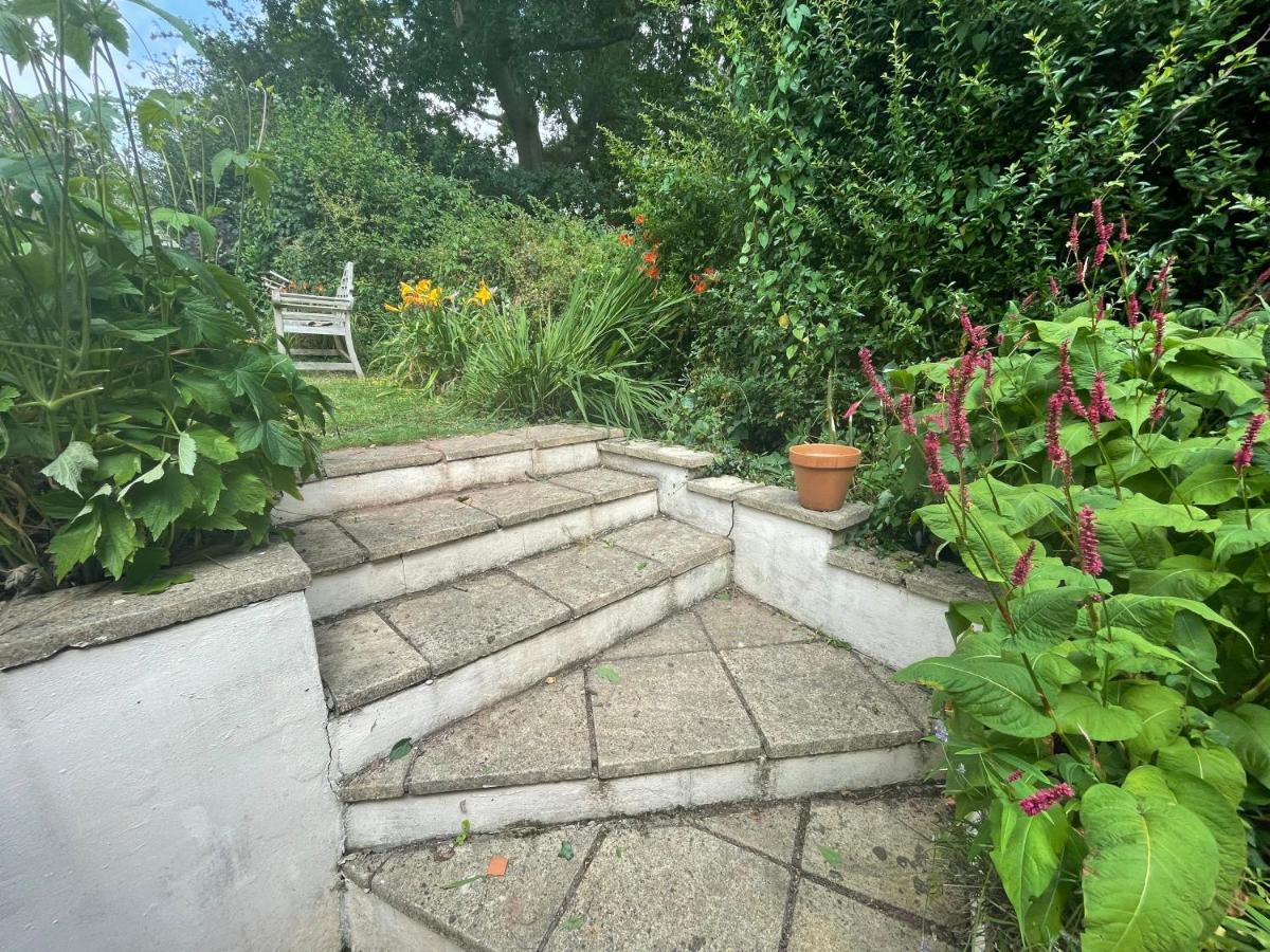Penderi House Usk With Cymru Holidays エクステリア 写真