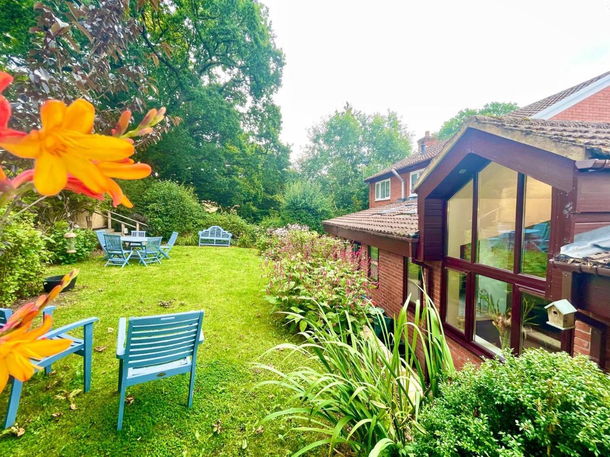 Penderi House Usk With Cymru Holidays エクステリア 写真