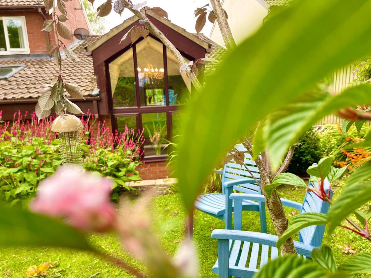 Penderi House Usk With Cymru Holidays エクステリア 写真