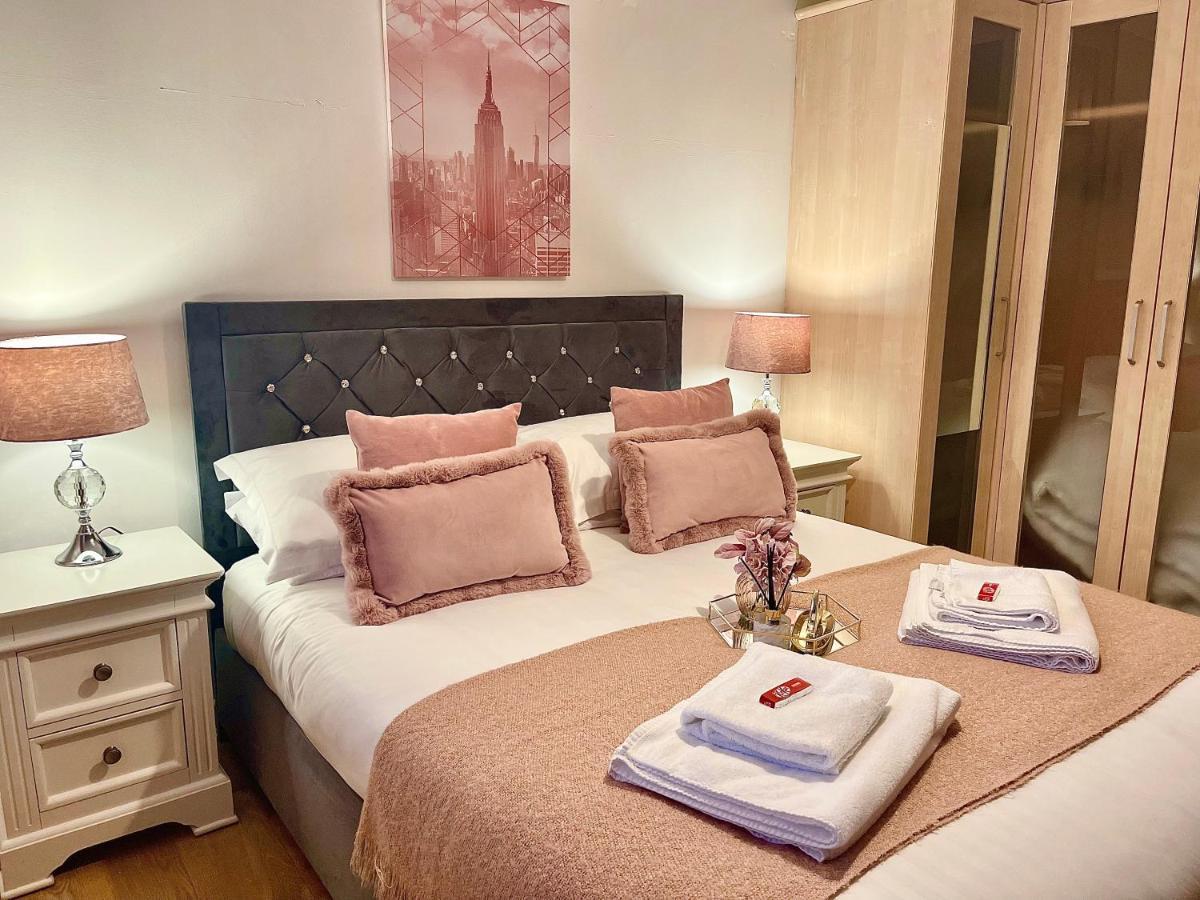 Penderi House Usk With Cymru Holidays エクステリア 写真